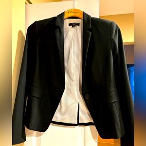 Black Ann Taylor petites blazer, size 00P